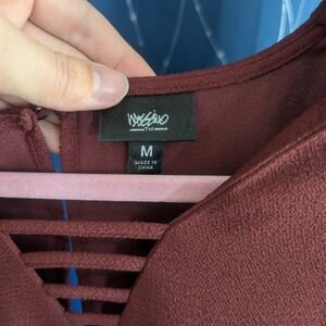 WÅSSIKO Strappy Front Burgundy Dress - M